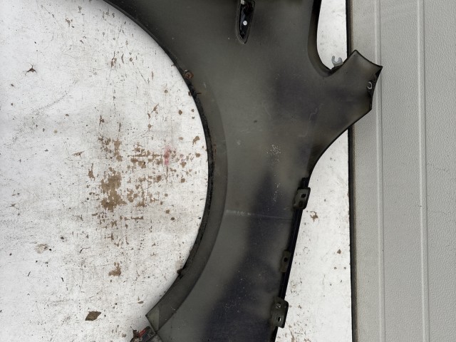 15085 Opel Astra J Bal első Sárvédő Fekete Z20R