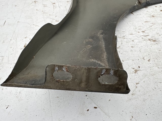 15085 Opel Astra J Bal első Sárvédő Fekete Z20R