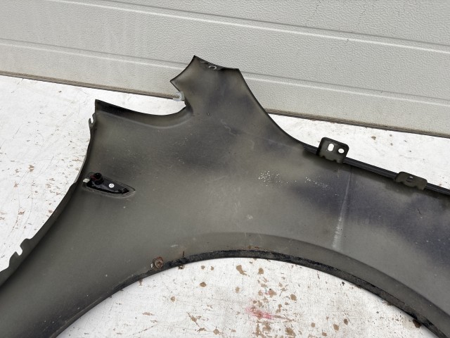 15085 Opel Astra J Bal első Sárvédő Fekete Z20R