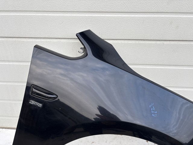 15084 Opel Astra J Jobb első Sárvédő Fekete Z20R