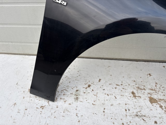 15084 Opel Astra J Jobb első Sárvédő Fekete Z20R