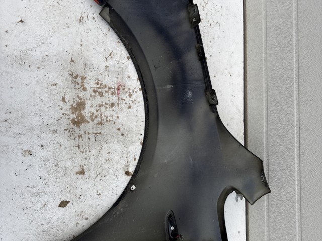 15084 Opel Astra J Jobb első Sárvédő Fekete Z20R