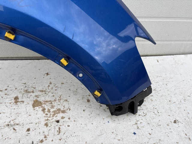 15083 Opel Mokka Jobb első Sárvédő Kék facelift előtti