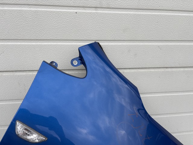 15083 Opel Mokka Jobb első Sárvédő Kék facelift előtti