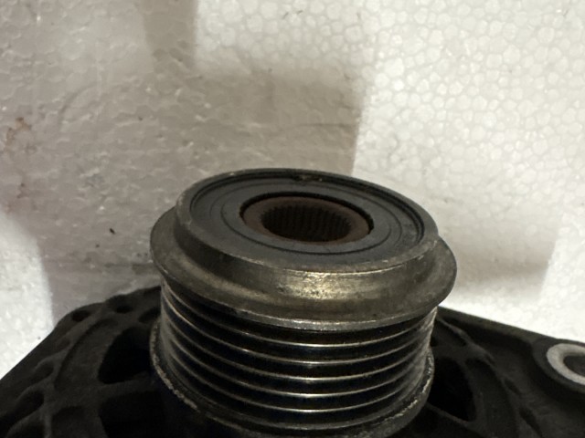 Opel Astra J (1.7cdti) bontott generátor motorkód a17dtr