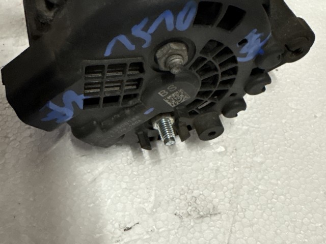 Opel Astra J (1.7cdti) bontott generátor motorkód a17dtr