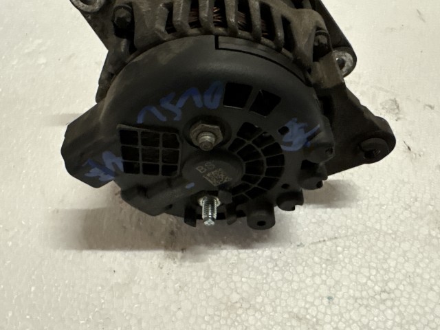 Opel Astra J (1.7cdti) bontott generátor motorkód a17dtr