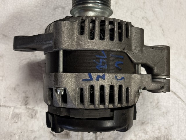 Opel Insignia 2.0 cdti a20dth újszerű Generátor