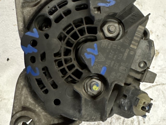 Opel Astra H Zafira B 1.6 Benzin z16xer Generátor