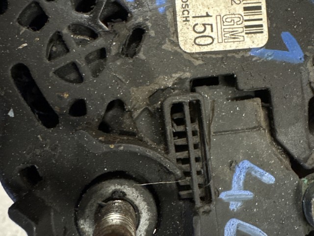 Opel Corsa E 1.3 cdti Generátor b13dtc b13dte