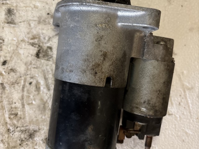 Opel Astra J 2.0 cdti a20dth Önindító 55585237