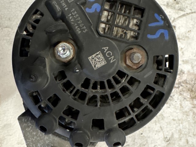 Opel Mokka 1.7 cdti Generátor 13579675