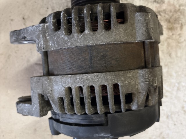 Opel Mokka 1.7 cdti Generátor 13579675