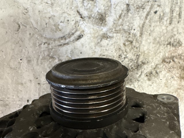 Opel Mokka 1.7 cdti Generátor 13579675