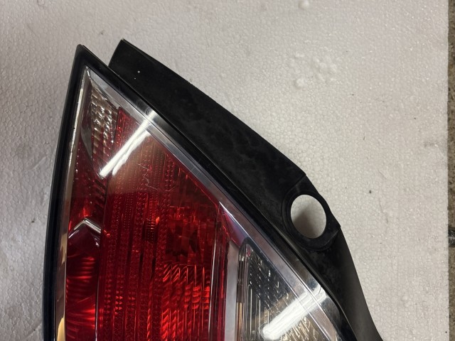 15166 Opel Astra H Facelift Jobb hátsó Lámpa 5 ajtós