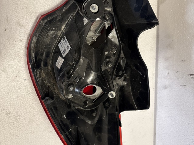 15165 Opel Corsa E Bal hátsó Lámpa 5 ajtós