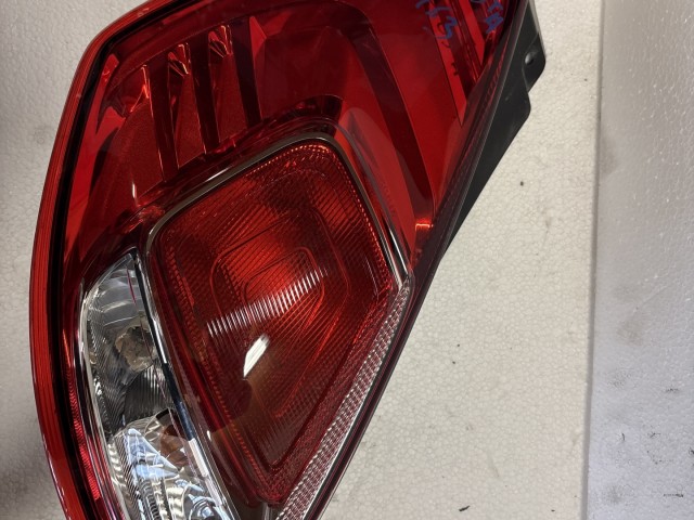 15163 Ford Fiesta Mk6 Bal hátsó Lámpa