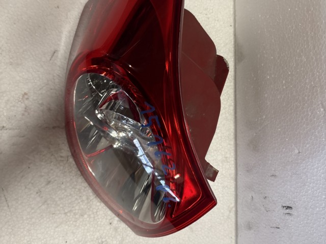 15162 Volkswagen Passat B6 2005-2010 kombi Bal Hátsó Lámpa Led