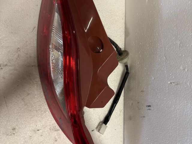 15160 Mazda 2 Jobb hátsó Lámpa