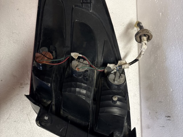 15161 Suzuki SX4 2007-2013 Bal hátsó Lámpa