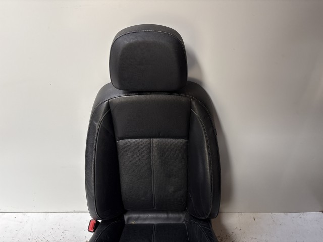 15177 Opel Astra J bal első Ülés bőr Fekete