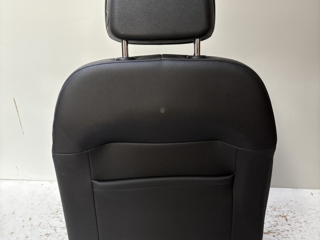 15176 Opel Astra J jobb Ülés bőr