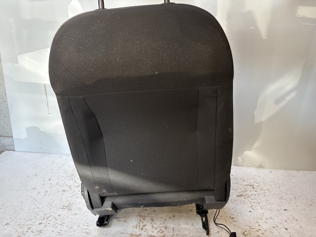 15186 Opel Corsa E bal első Ülés szövet Fekete