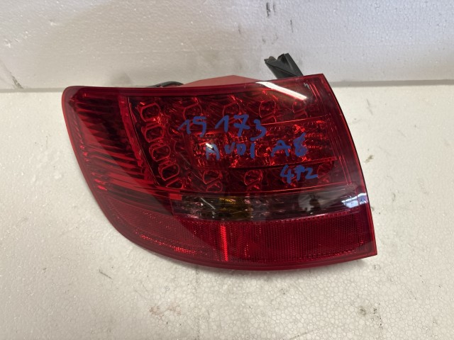 15173 Audi A6 Bal hátsó Lámpa