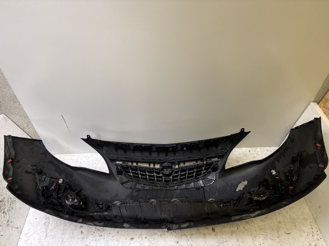 15201 Opel Astra J 2009-2011 Első Lökhárító Kék 