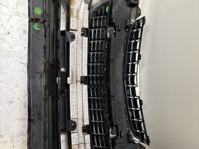 15205 Opel Antara 2011-2015 Első Lökhárító Ezüst radaros