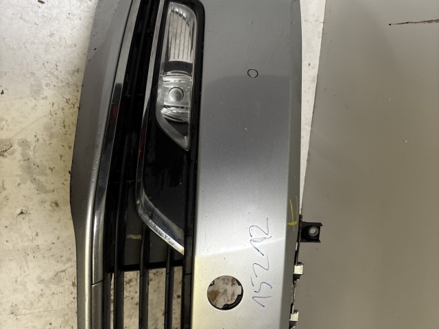 15212 Volkswagen Passat B7 első lökhárító ezüst 4 radaros