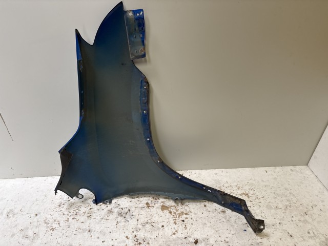 15213 Chevrolet Trax U200 2013 Bal első Sárvédő  Kék