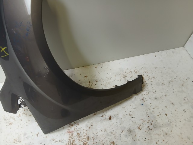 15214 Ford C-max Mk2  Jobb első Sárvédő Barna