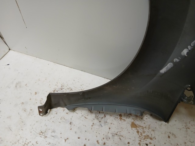 15214 Ford C-max Mk2  Jobb első Sárvédő Barna