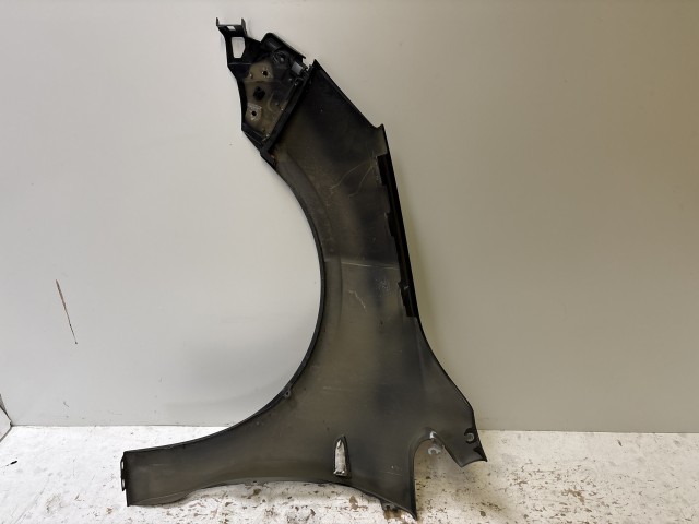 15216 Opel Astra J Jobb első Sárvédő Fekete Z22C