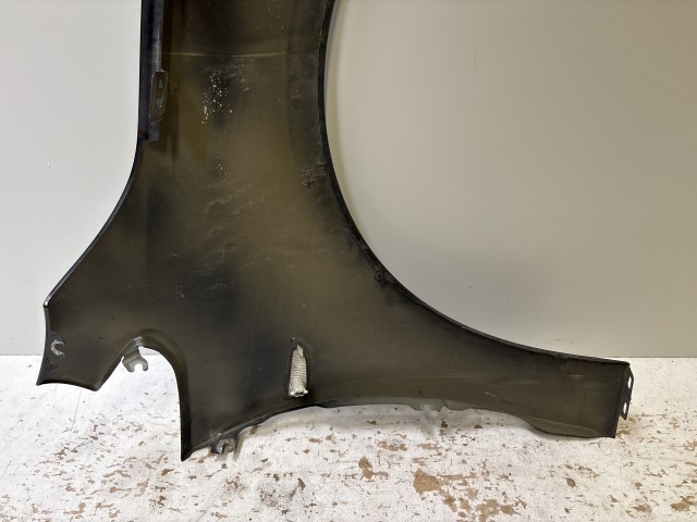 15217 Opel Astra J Bal első Sárvédő Fekete Z22C