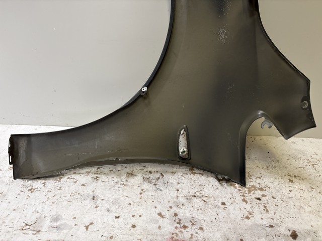 15224 Opel Astra J 2009-2015 Jobb első Sárvédő Grafit  Z190