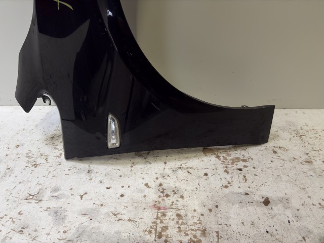 15219 Opel Astra J 2009-2015 Jobb első Sárvédő Fekete Z22C