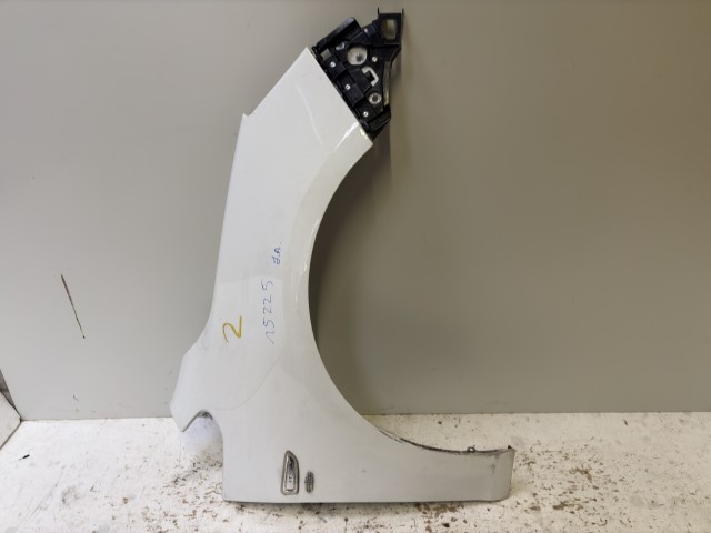 15225 Opel Astra J Jobb első Sárvédő Fehér