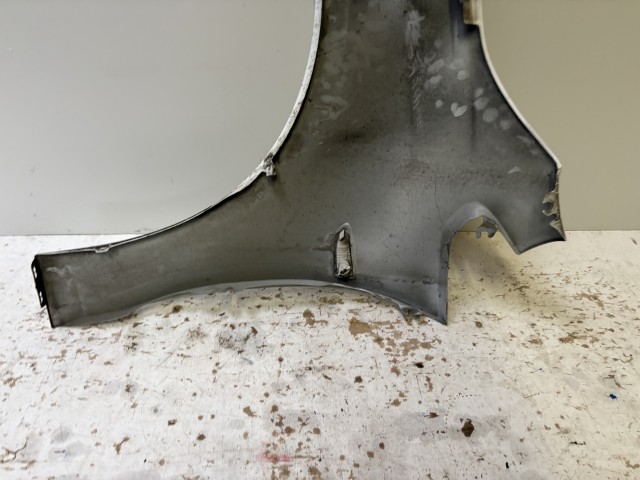 15226 Opel Astra J Jobb első Sárvédő Fehér