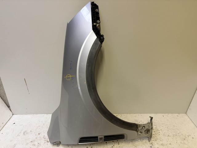 15238 Opel Antara 2006-2015 Jobb első Sárvédő Ezüst Z176