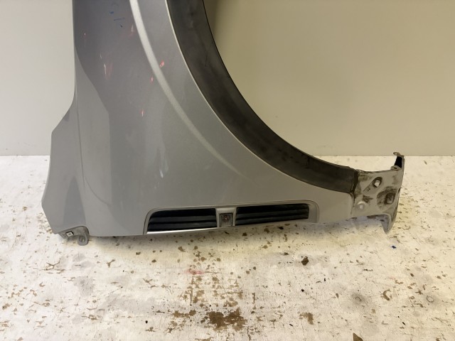 15238 Opel Antara 2006-2015 Jobb első Sárvédő Ezüst Z176