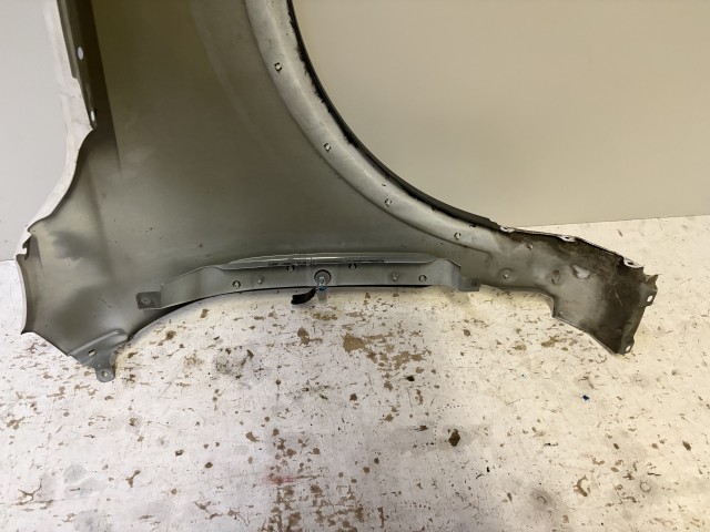 15236 Opel Antara 2006-2015 Bal első Sárvédő Fehér