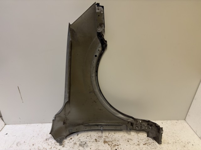 15234 Opel Antara 2006-2015 Bal első Sárvédő Ezüst  Z176