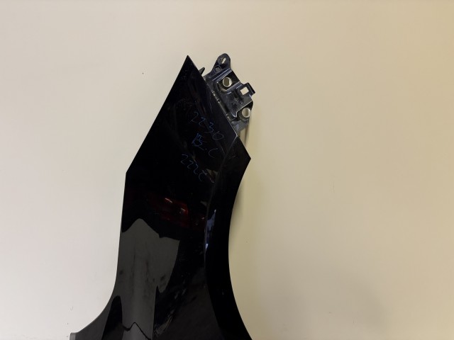 15230 Opel Corsa E Jobb első Sárvédő Fekete Z22C