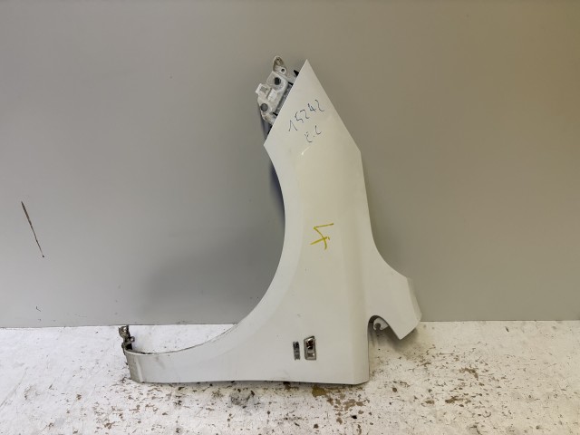15242 Opel Corsa E Bal első Sárvédő Fehér
