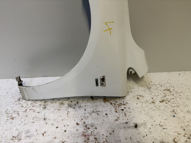 15242 Opel Corsa E Bal első Sárvédő Fehér