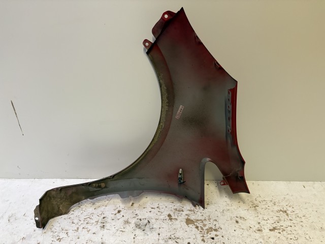 15233 Kia Rio III. 2011-2017 Jobb első Sárvédő Használt Piros