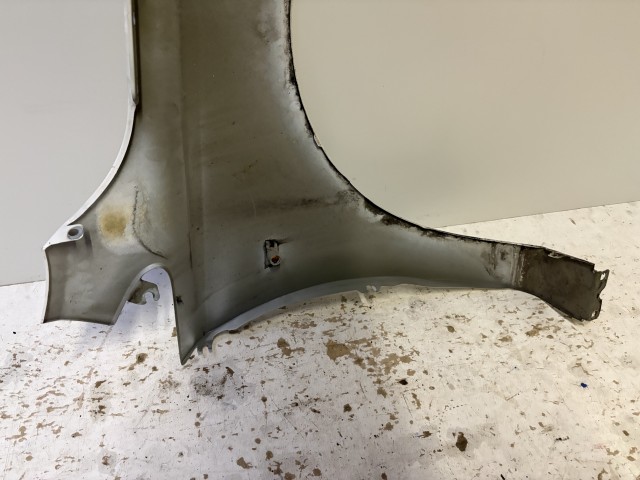 15247 Opel Corsa E Bal első Sárvédő  Fehér