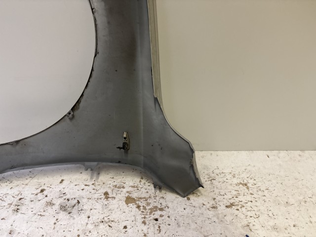 15243 Kia Ceed I. 2006-2012 Jobb első Sárvédő Ezüst 